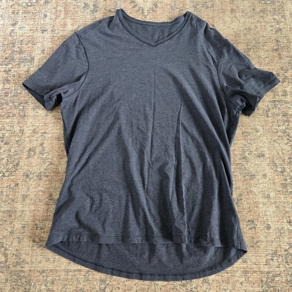 Lululemon 5 Year Basic V-Neck T-Shirt Tee Heathered Navy Code Blue Size XXL